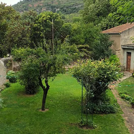 Bed & Breakfast Maison Aleteia*** Decouverte Et Serenite Alet-les-Bains